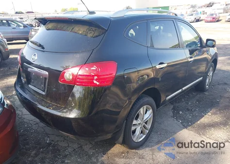 2015 Nissan Rogue Select S z USA, uszkodzony, nr VIN JN8AS5MT3FW163493